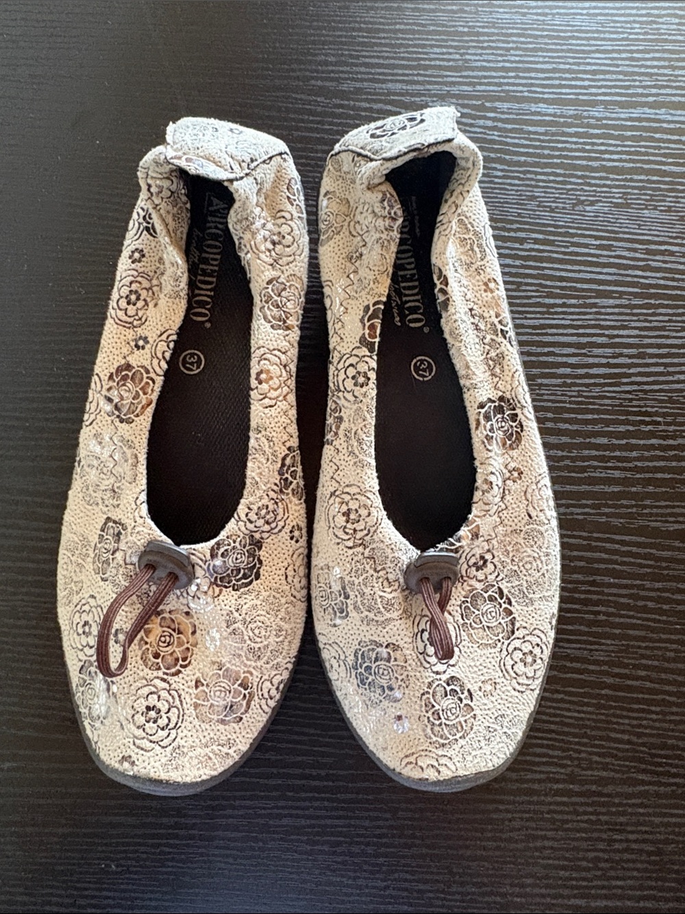 ARCOPEDICO Metallic Flower Print Slip-On Flats Shoes-Portugal-EU37/US6.5-7
